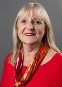 Cllr Kathryn Flavell 250 x 350