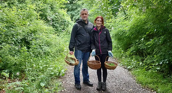Foraging Workshop and Balsam Bashing - Bowdon