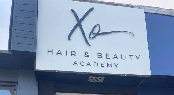 XO-salon-front-570x310