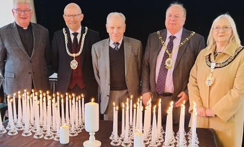 dignitaries gather to commemorate Holocaust Memorial Day
