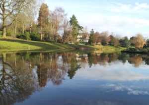 Queens Park Lake View