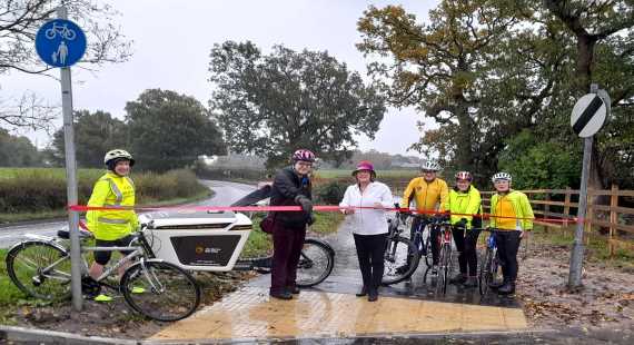 Cycle Wilmslow cutting ribbon at completed cyclway