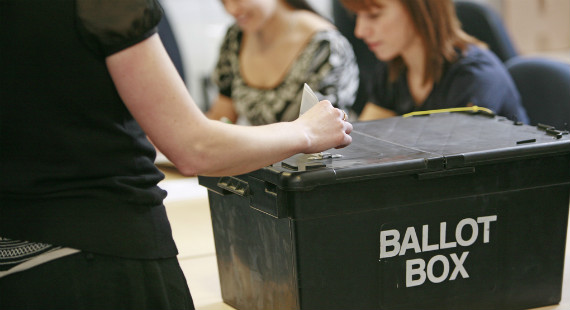 Elections voter & ballot box 570x310