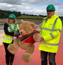 Mayor and Craig Browne with Beartown mascot