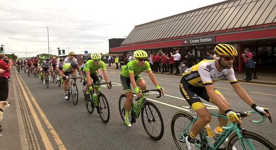 Tour of Britain cyclists in Crewe 2016