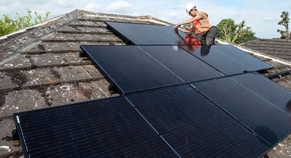 30/08/2023 - Council supports 'Solar Together' campaign for Cheshire residents